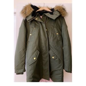 Jcrew parka never wore new w/tags. Perfect condition.